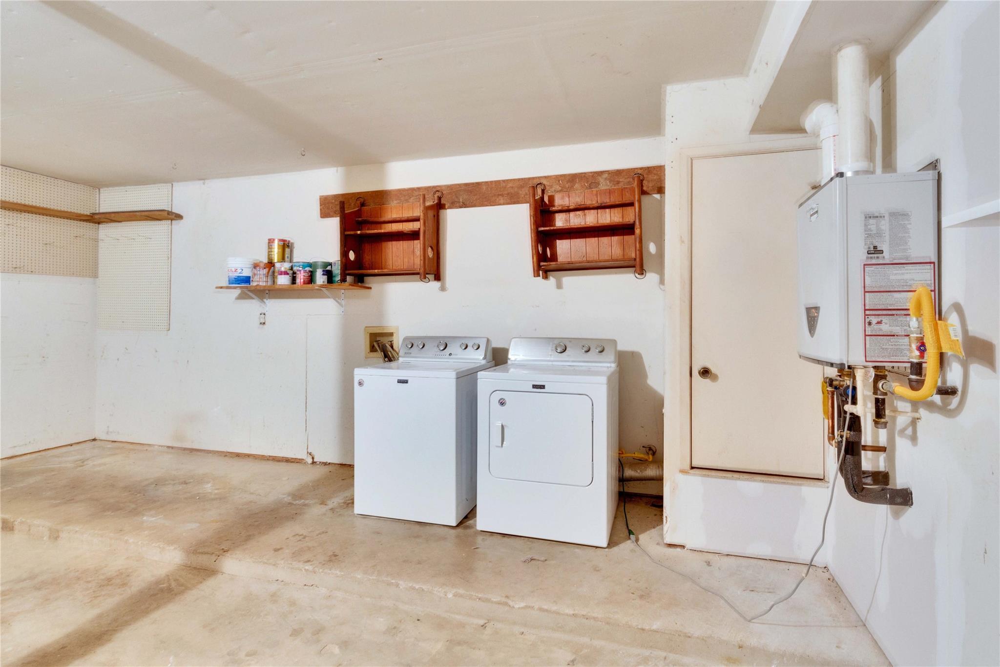 9706 Moorberry St Property Photo 19
