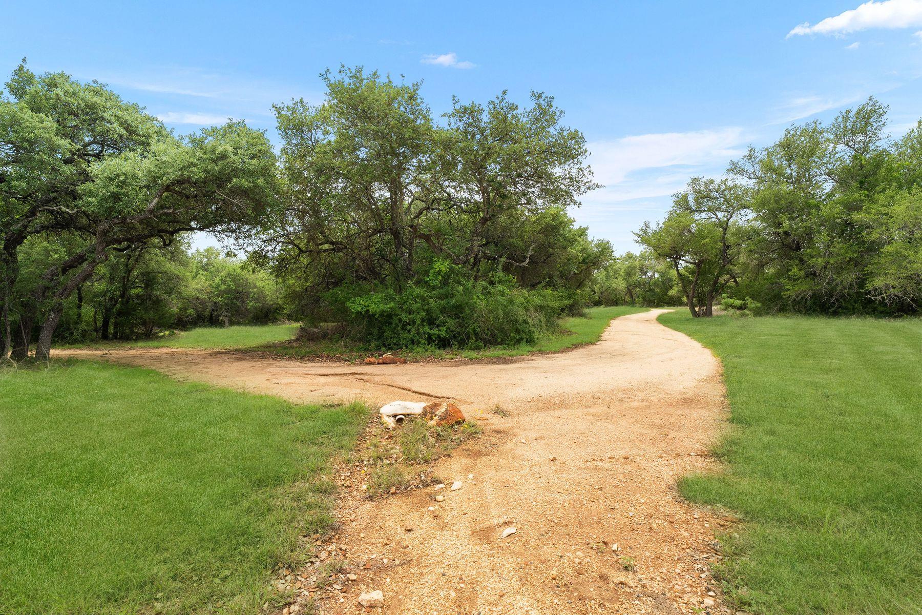 1106 Flint Ridge Trl Property Photo 32