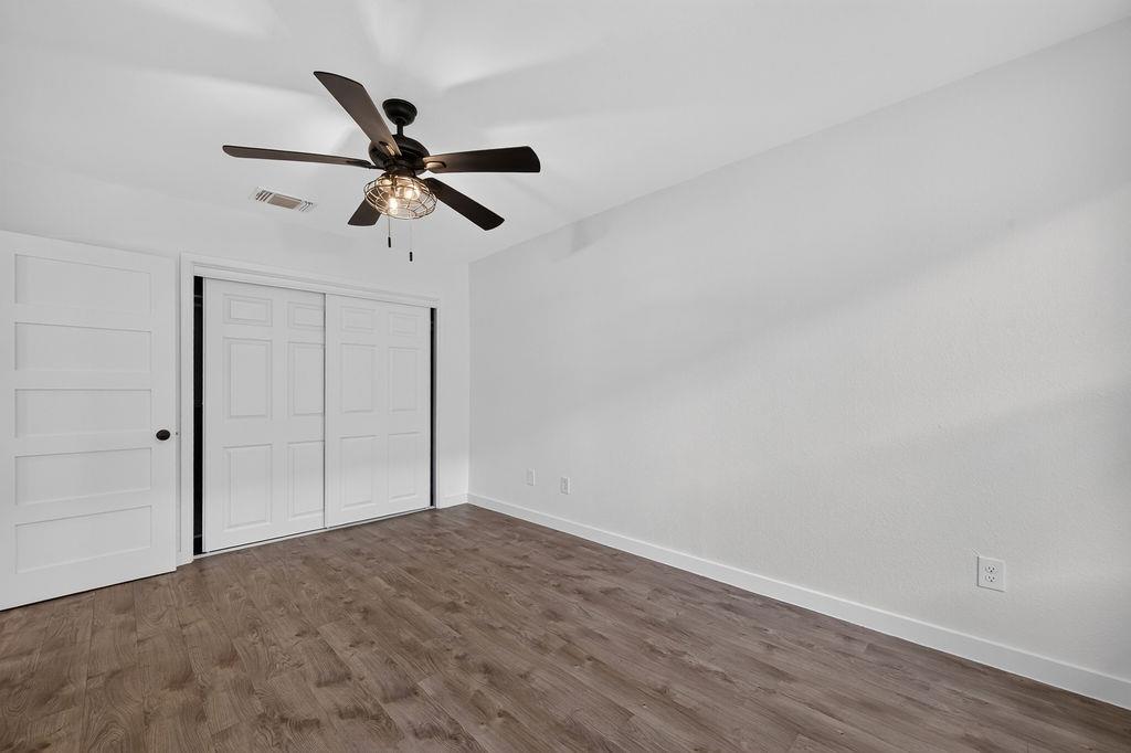 2124 Burton Dr #133 Property Photo 10
