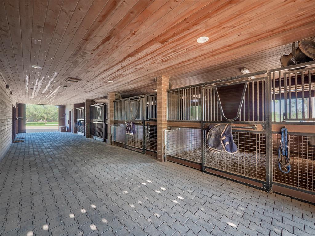 5845 Mt Gainor Property Photo 5
