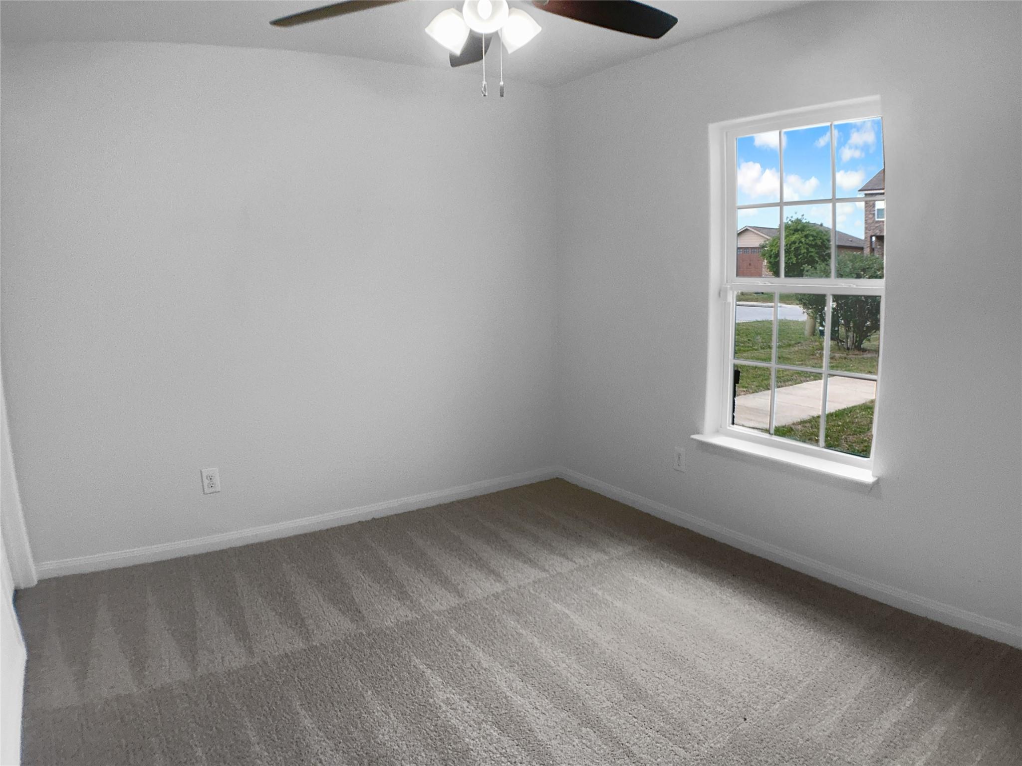115 Millers Loop Property Photo 15
