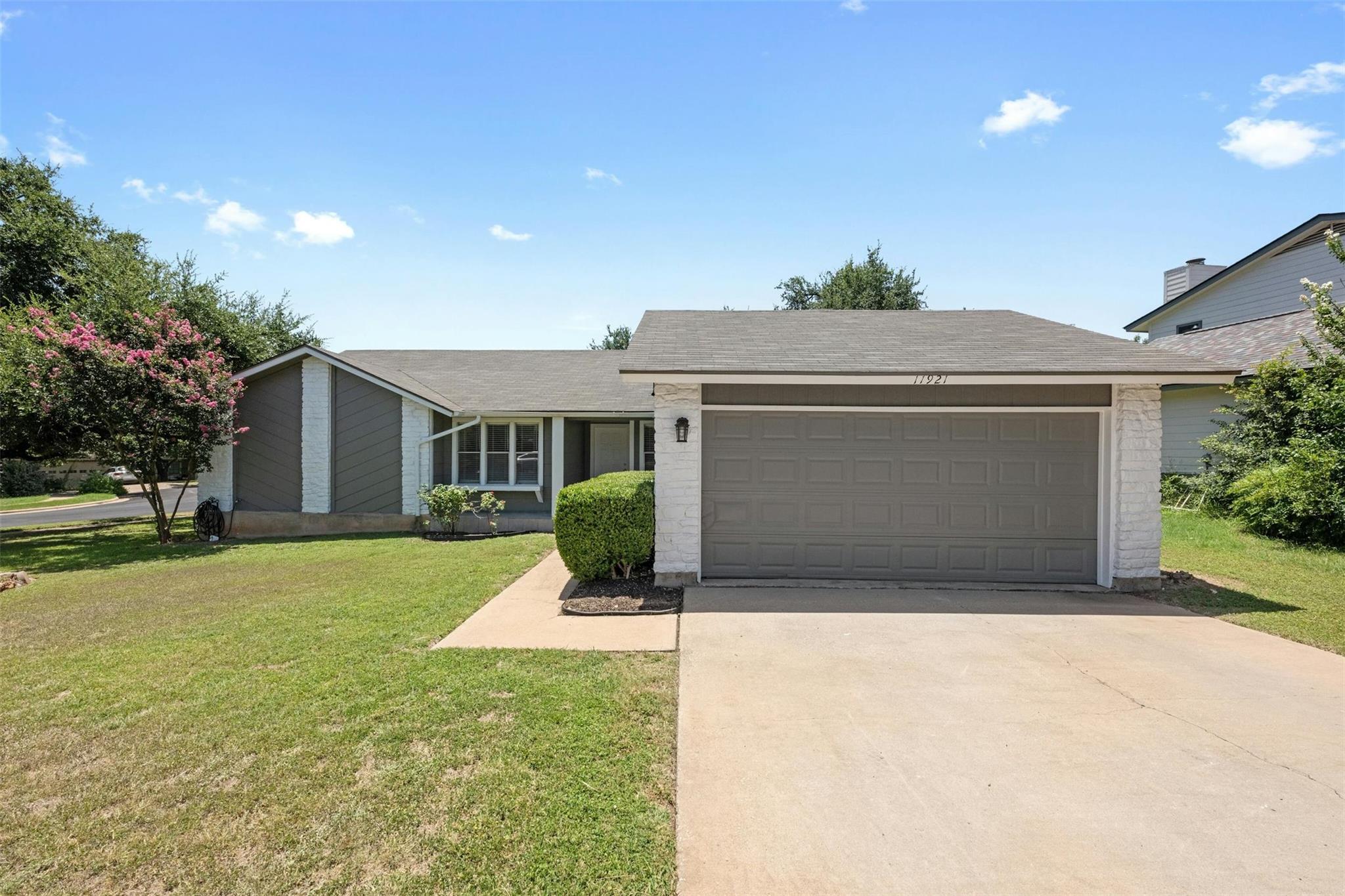 11921 Tanglebriar Trl Property Photo