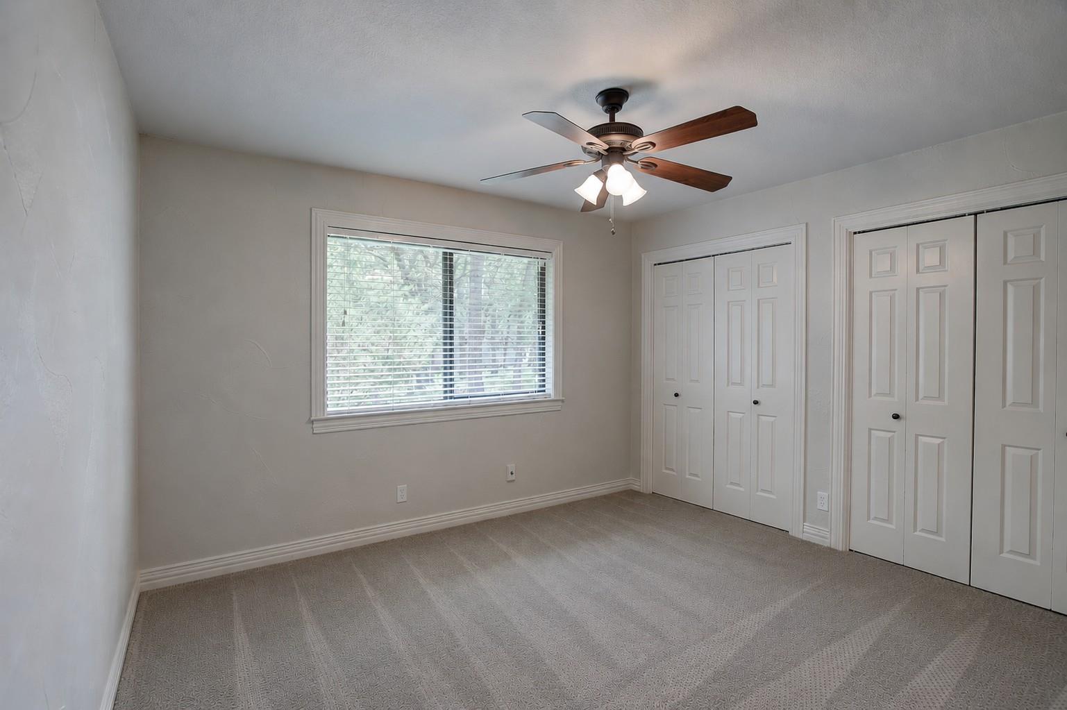 205 E Esparada Dr Property Photo 28