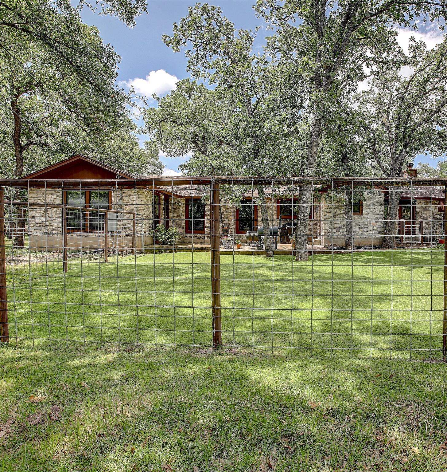 205 E Esparada Dr Property Photo 33