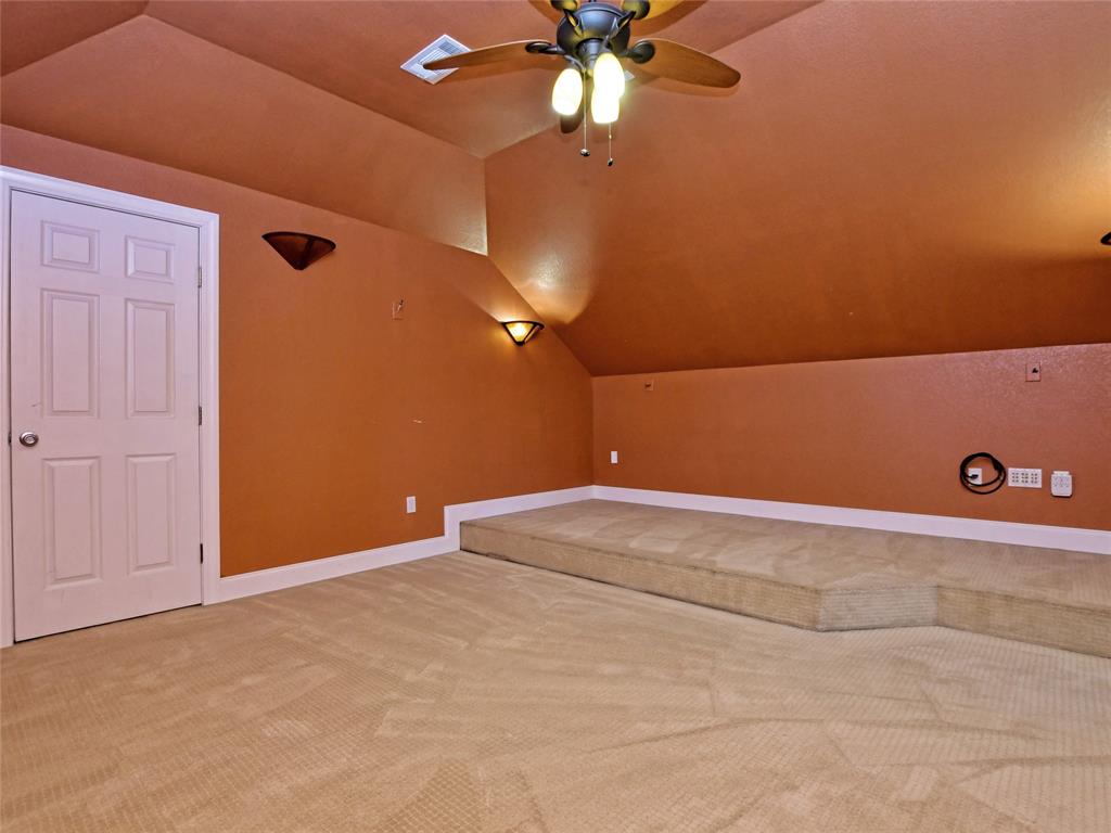 303 Hensley Dr Property Photo 15