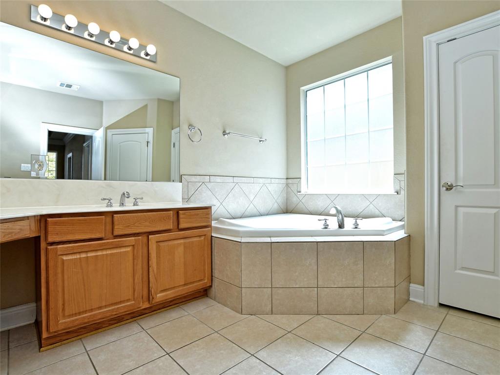 303 Hensley Dr Property Photo 19