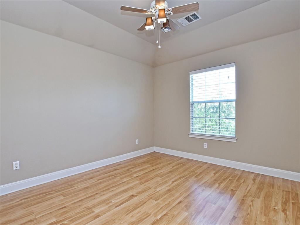 303 Hensley Dr Property Photo 22