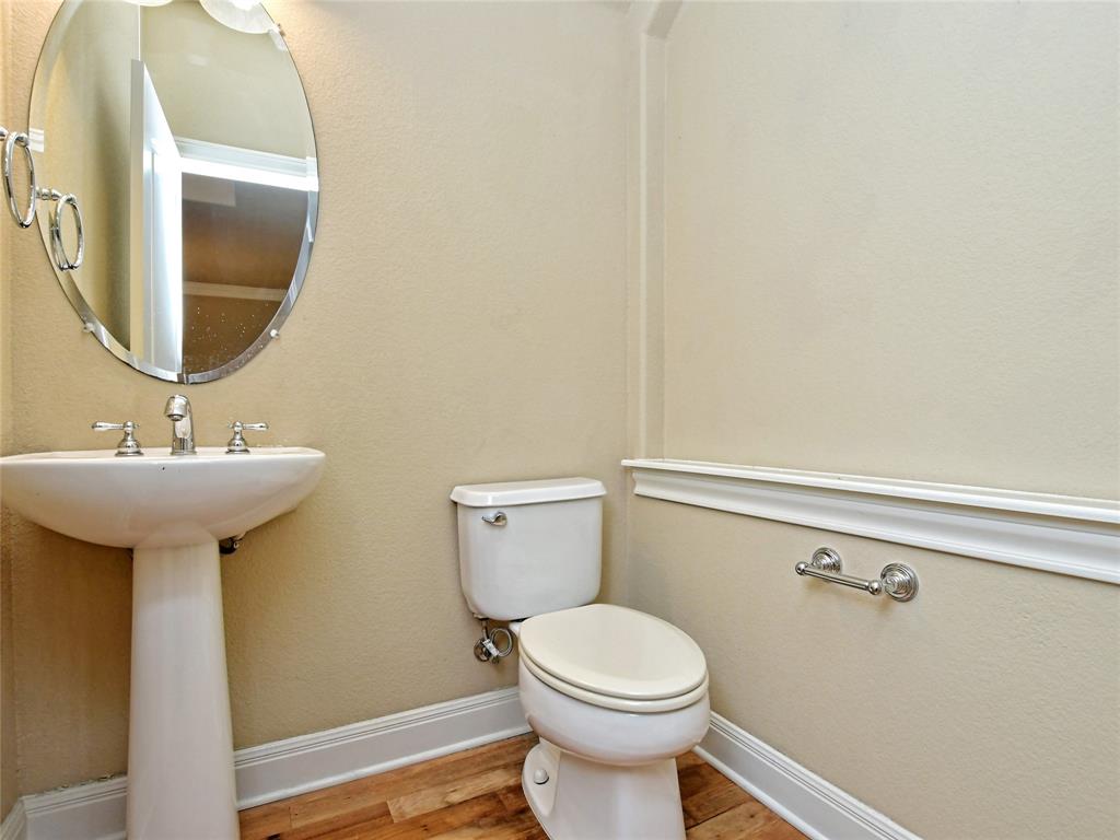 303 Hensley Dr Property Photo 25