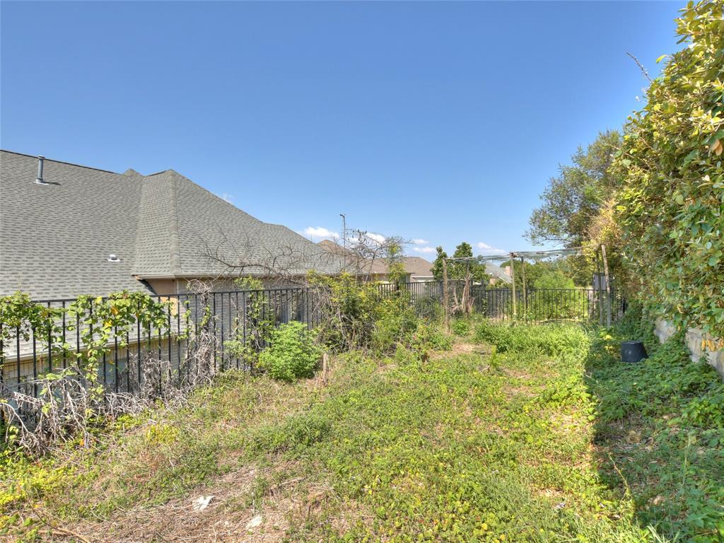 303 Hensley Dr Property Photo 30