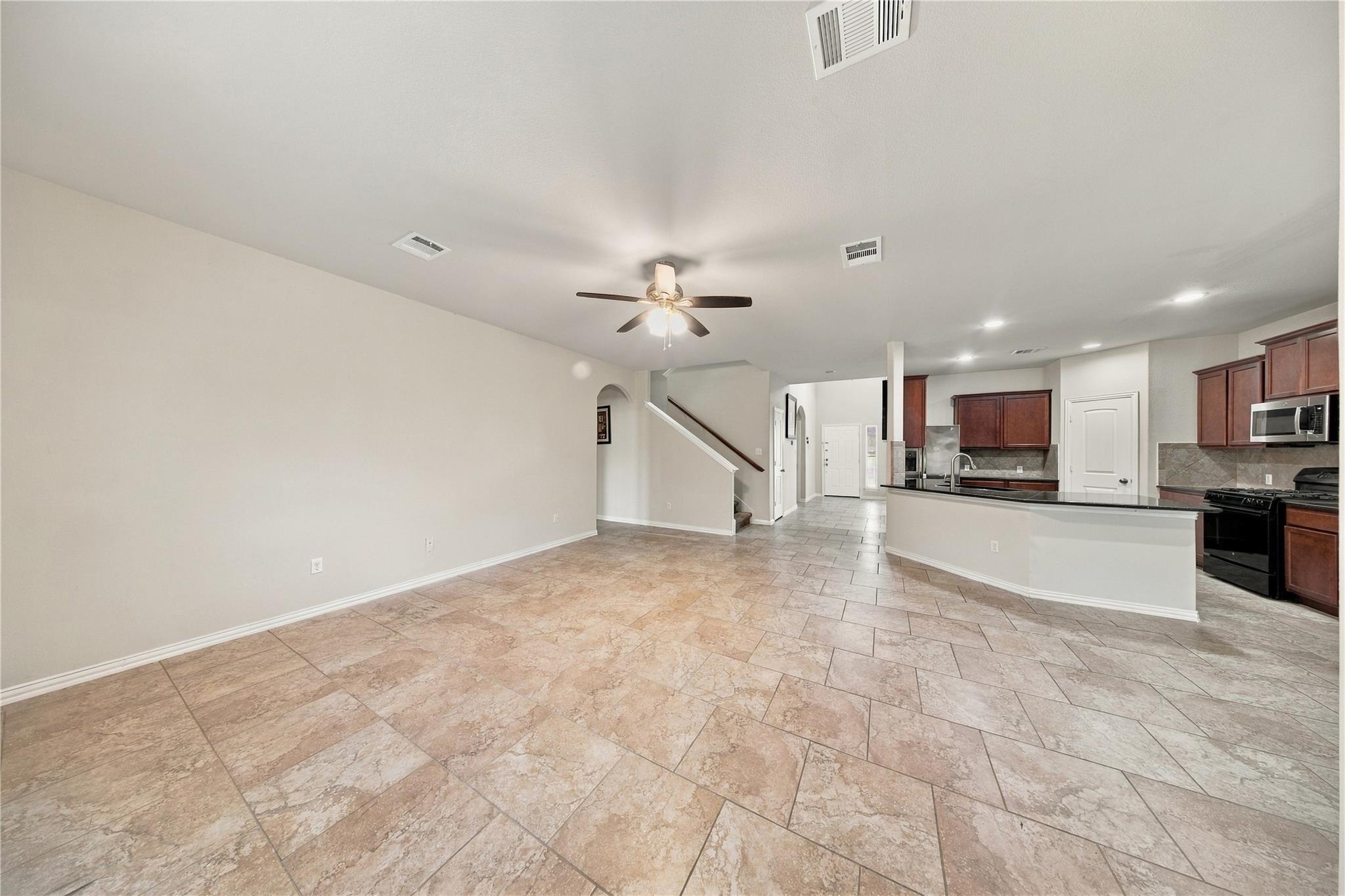 181 Fossilstone Trl Property Photo 12