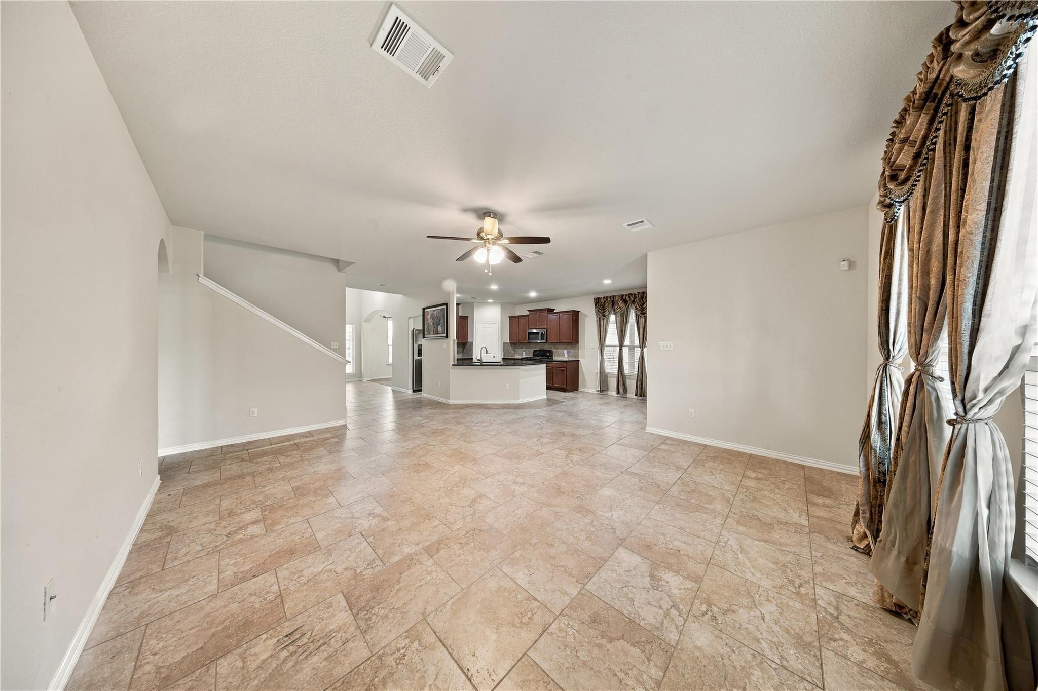 181 Fossilstone Trl Property Photo 13