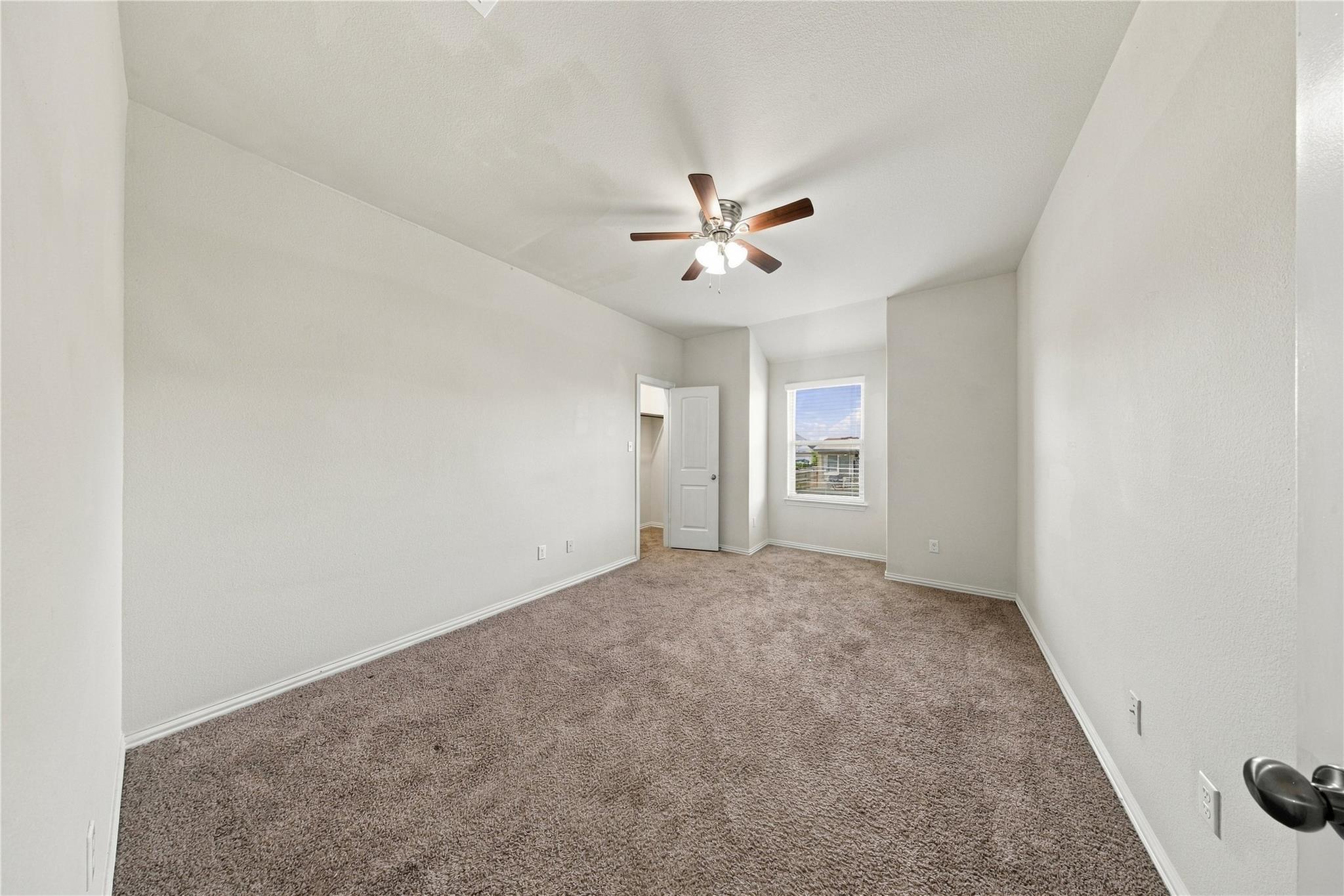 181 Fossilstone Trl Property Photo 30