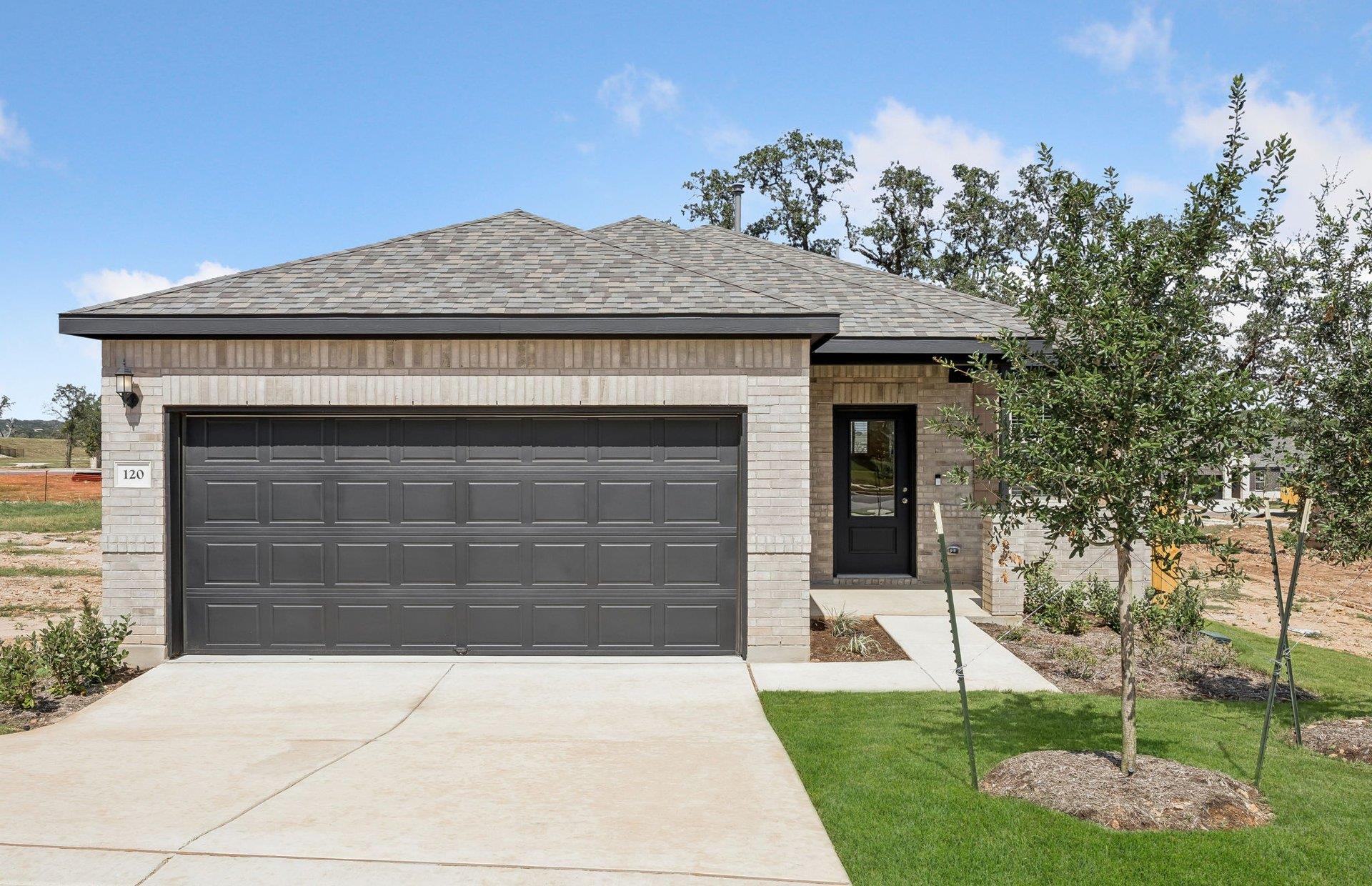 120 Blackfoot Daisy Path Property Photo 1