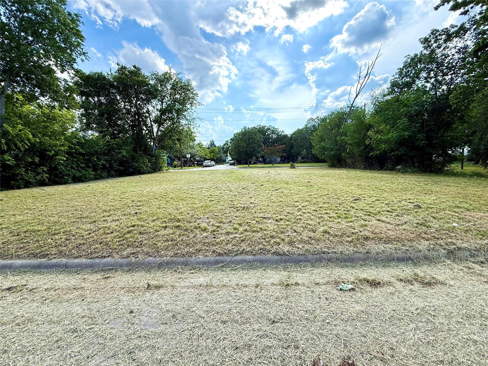 1007 Pancho St Property Photo 6