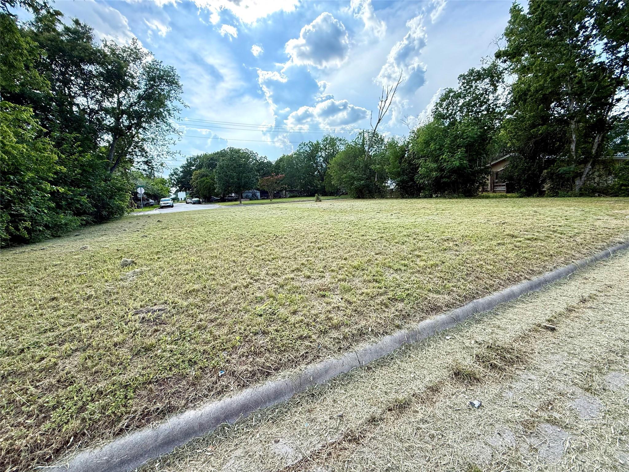 1007 Pancho St Property Photo 7