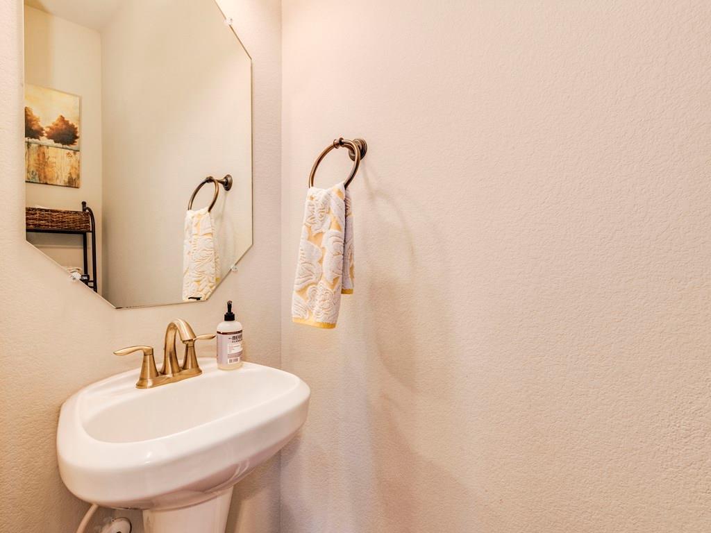 16101 Mcaloon Way Property Photo 20