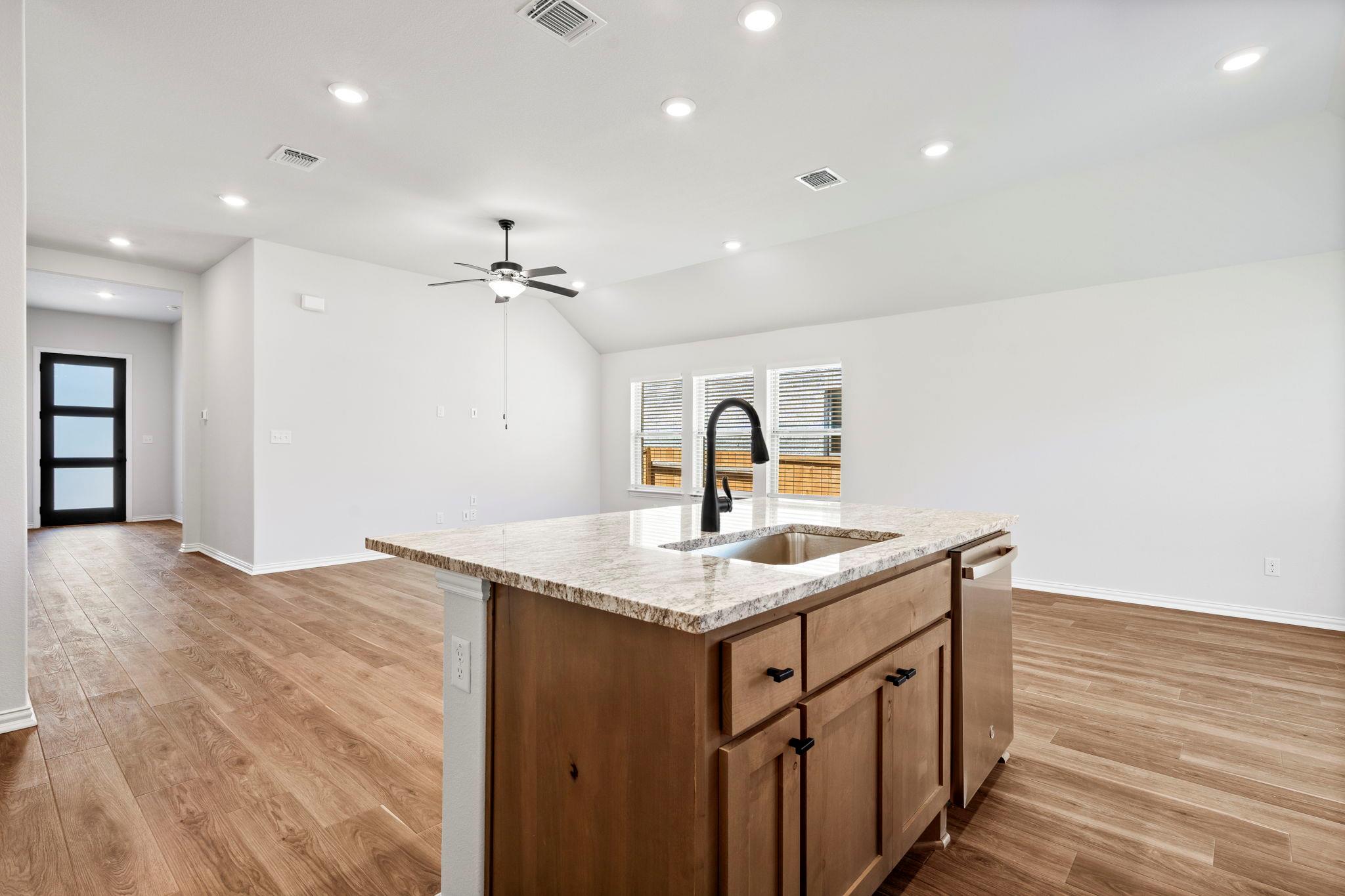341 Fawn River Run Property Photo 9