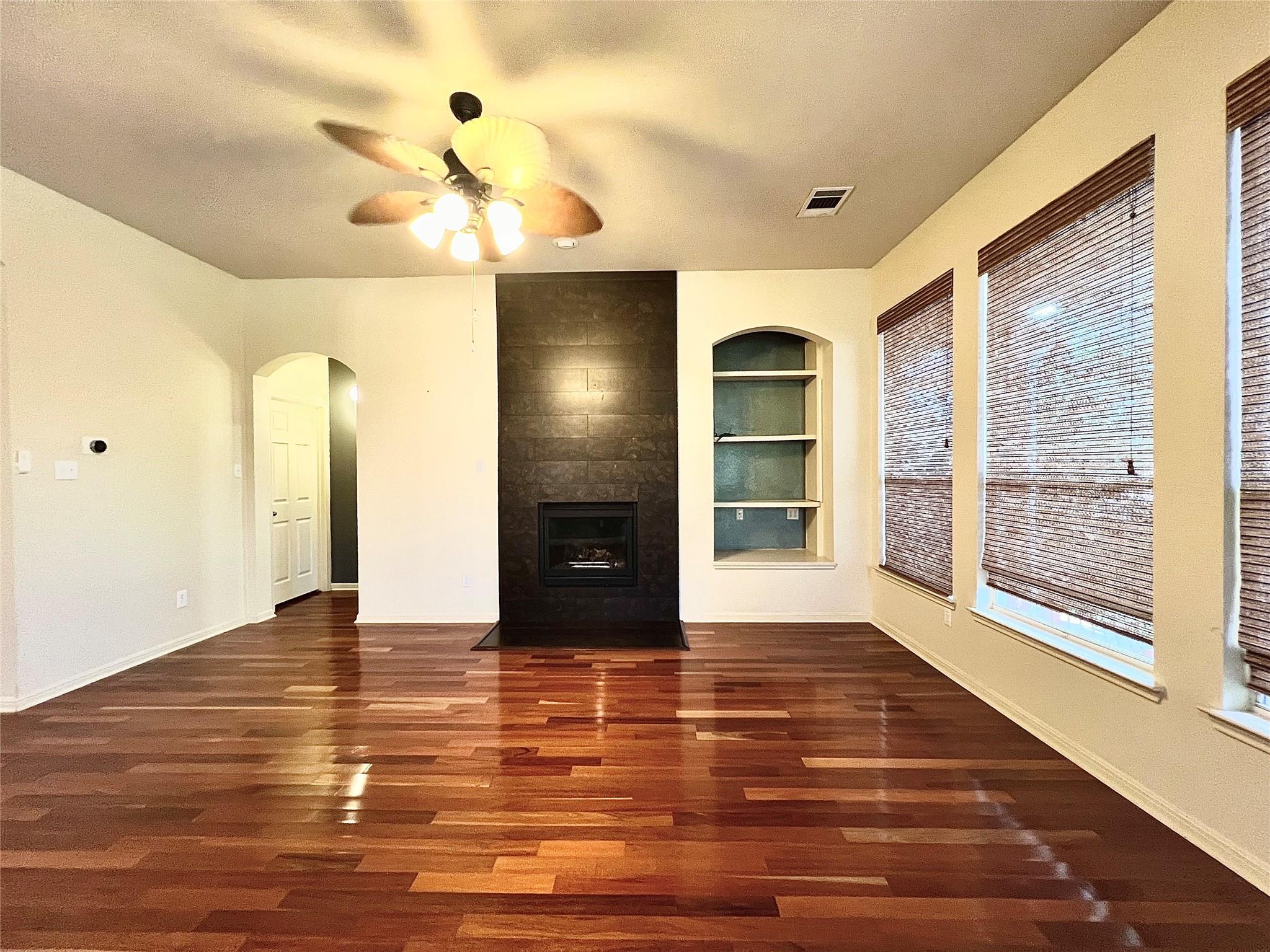 2201 Golden Gate Park Property Photo 14