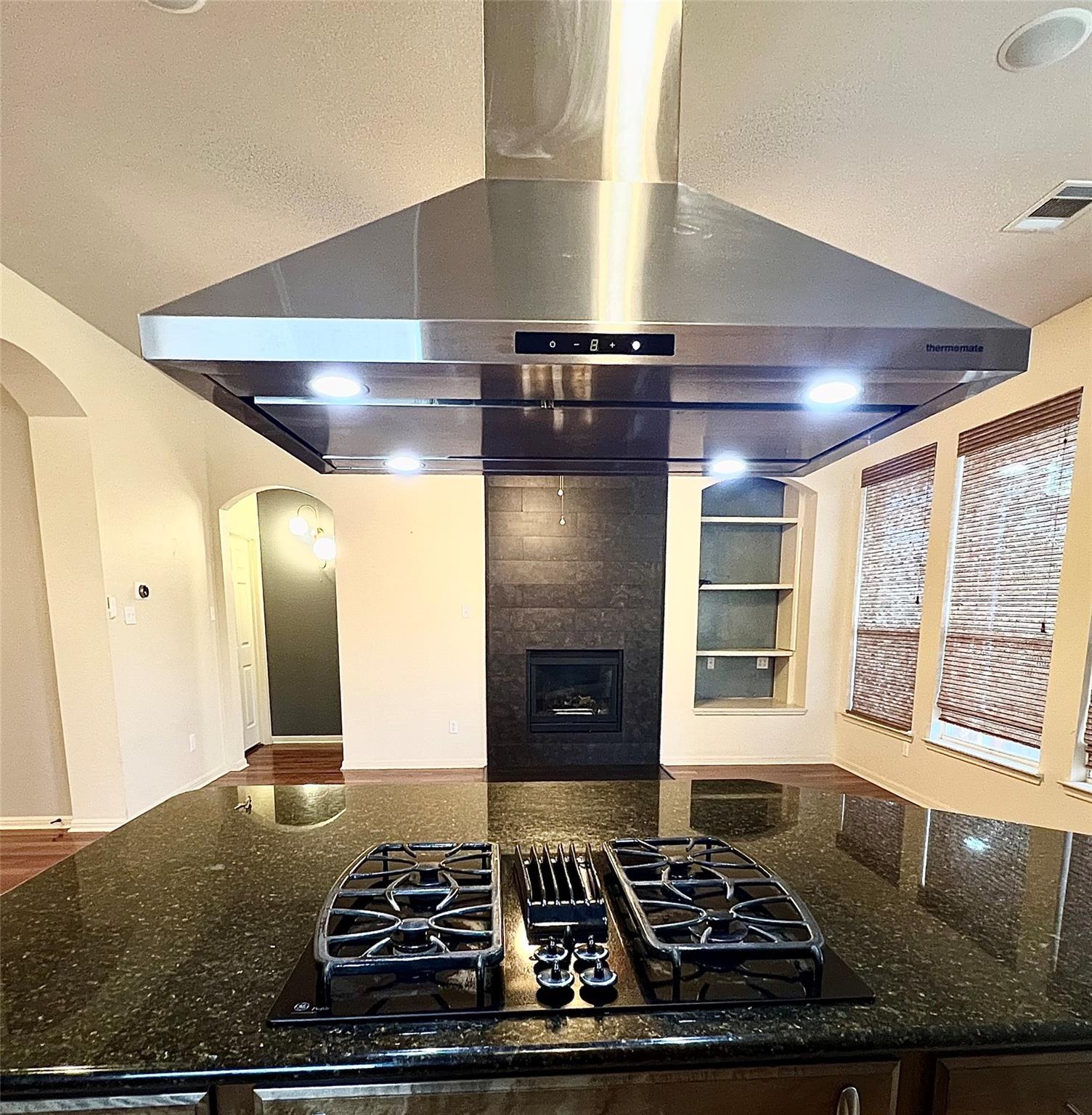 2201 Golden Gate Park Property Photo 17