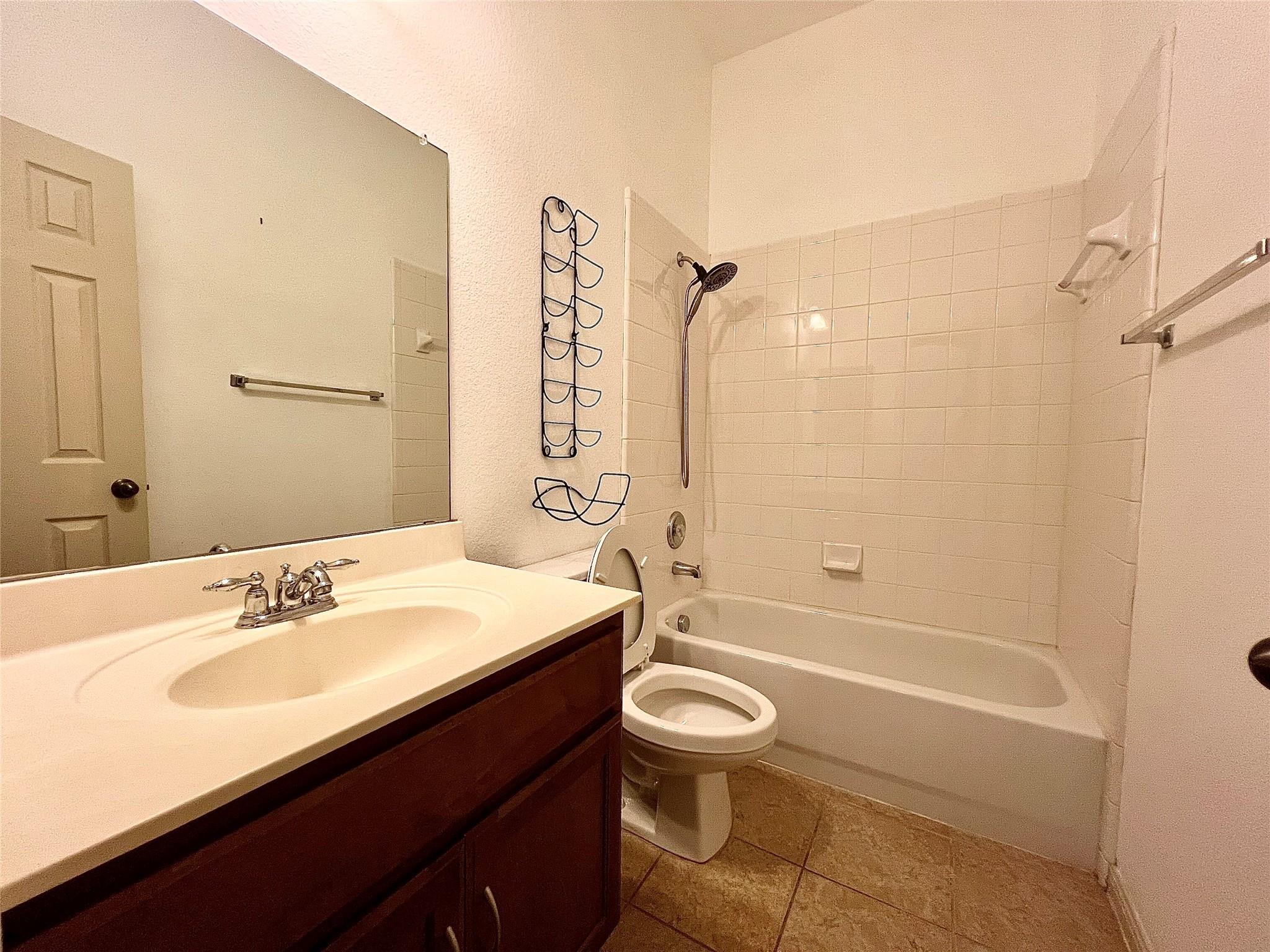 2201 Golden Gate Park Property Photo 26