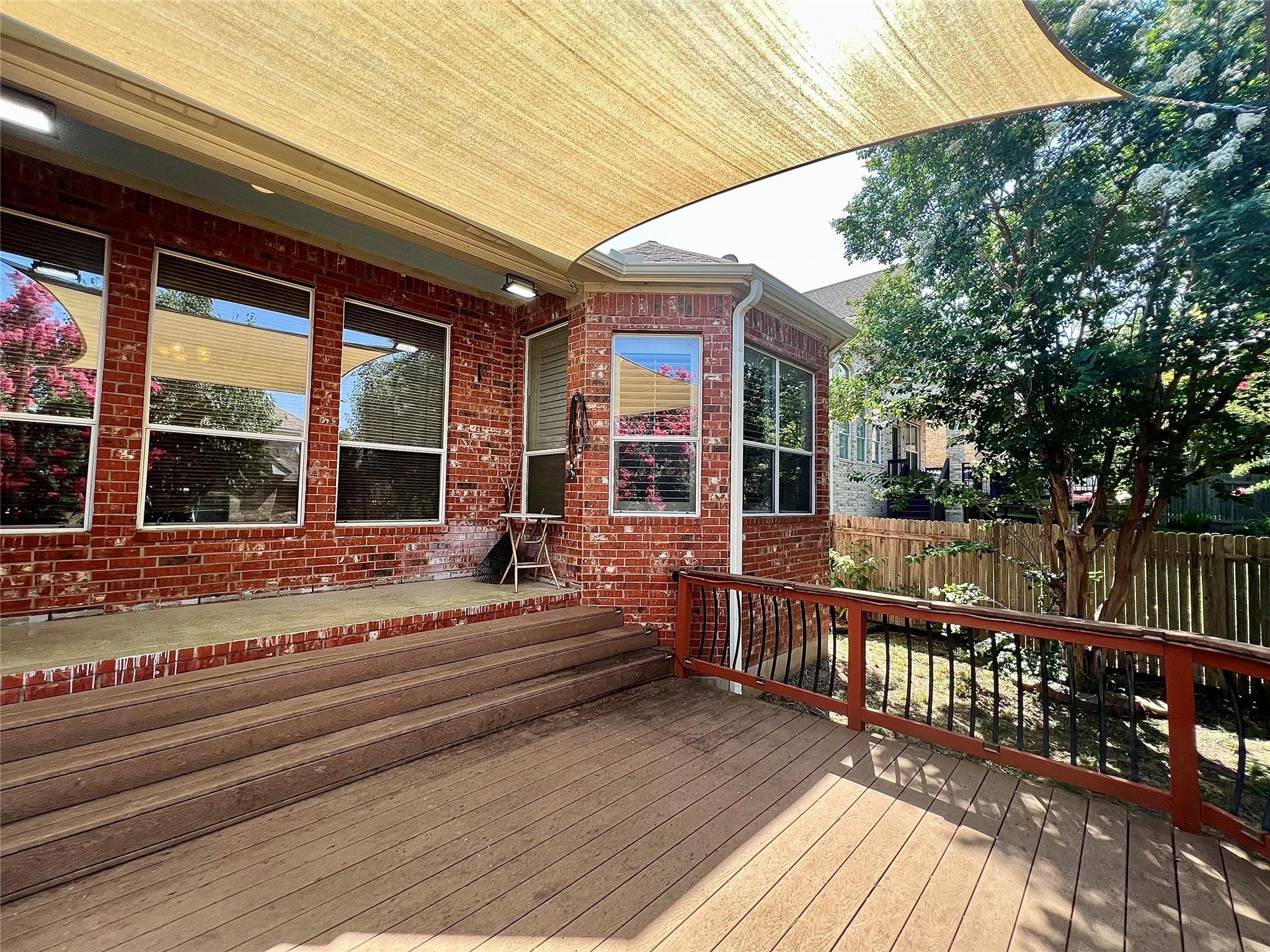 2201 Golden Gate Park Property Photo 32