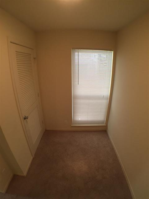 2800 Cole St 104c Property Photo 10