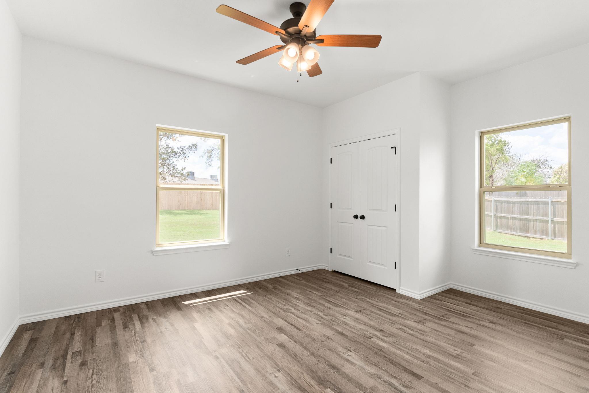 828 Elijah Ln Property Photo 21