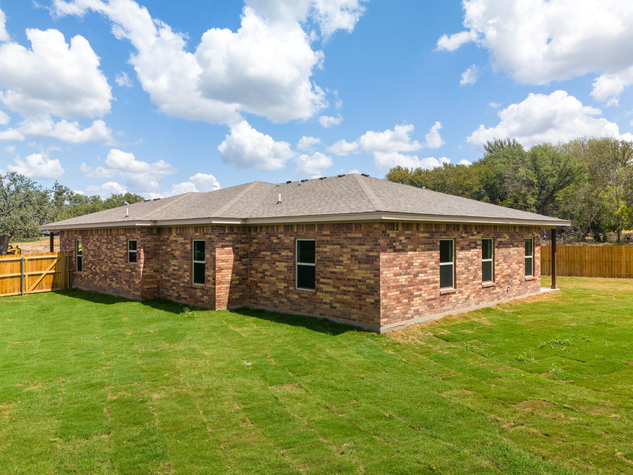 828 Elijah Ln Property Photo 25