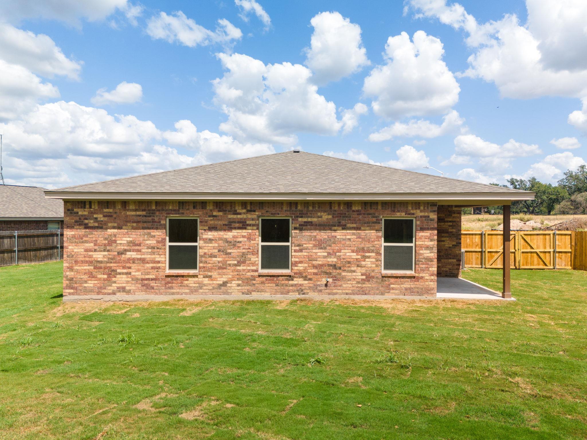 828 Elijah Ln Property Photo 27