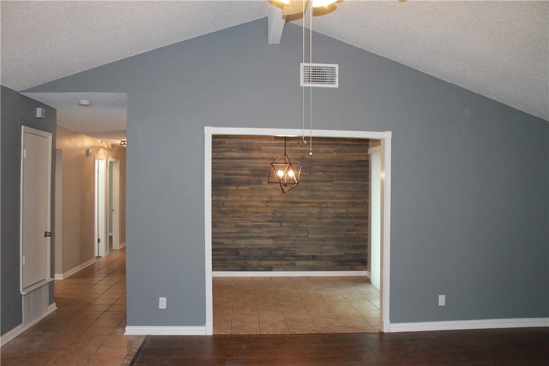 6806 Lunar Dr Property Photo 4