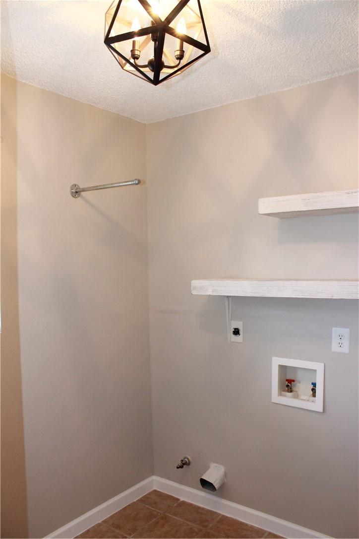 6806 Lunar Dr Property Photo 8