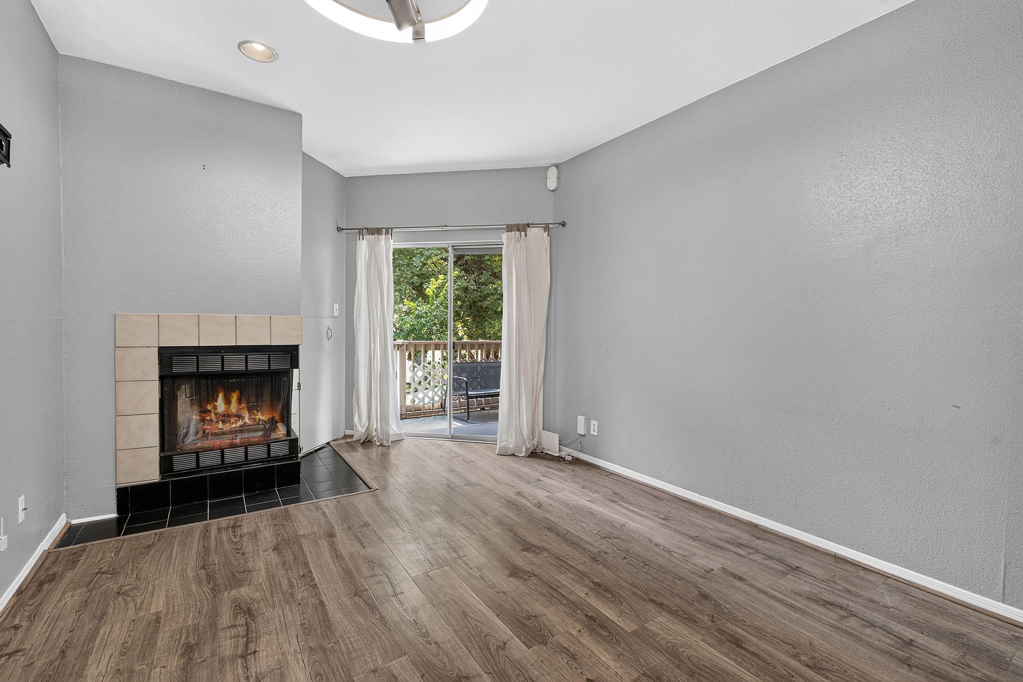 2450 Wickersham Ln #704 Property Photo 3