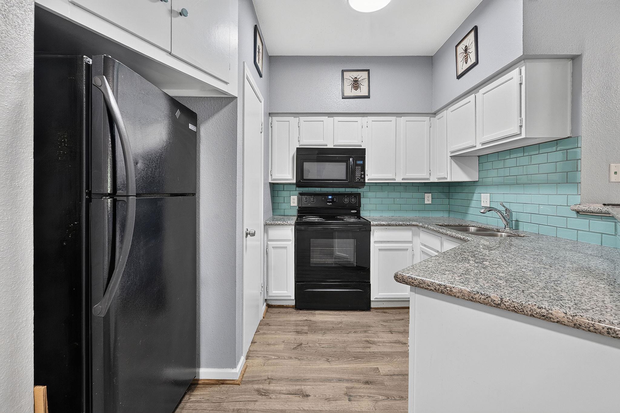2450 Wickersham Ln #704 Property Photo 7