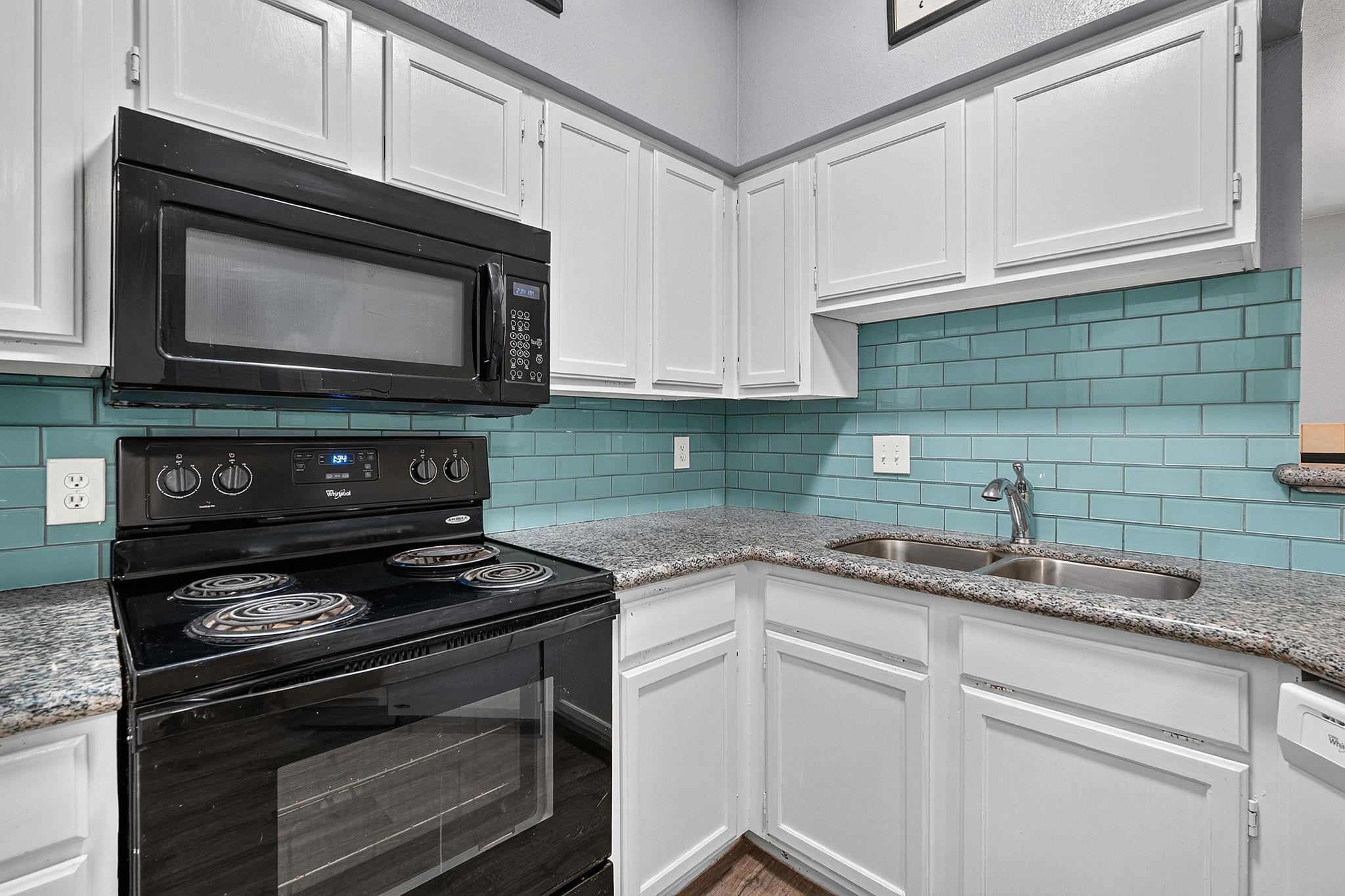 2450 Wickersham Ln #704 Property Photo 8