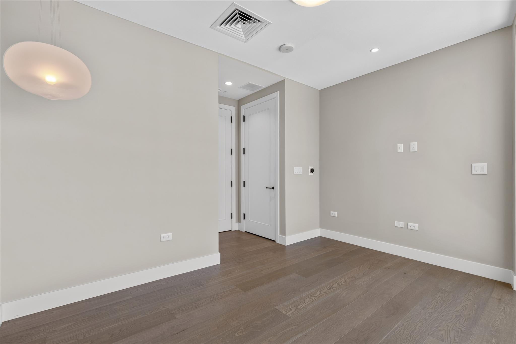 200 Congress Ave #28sw Property Photo 30