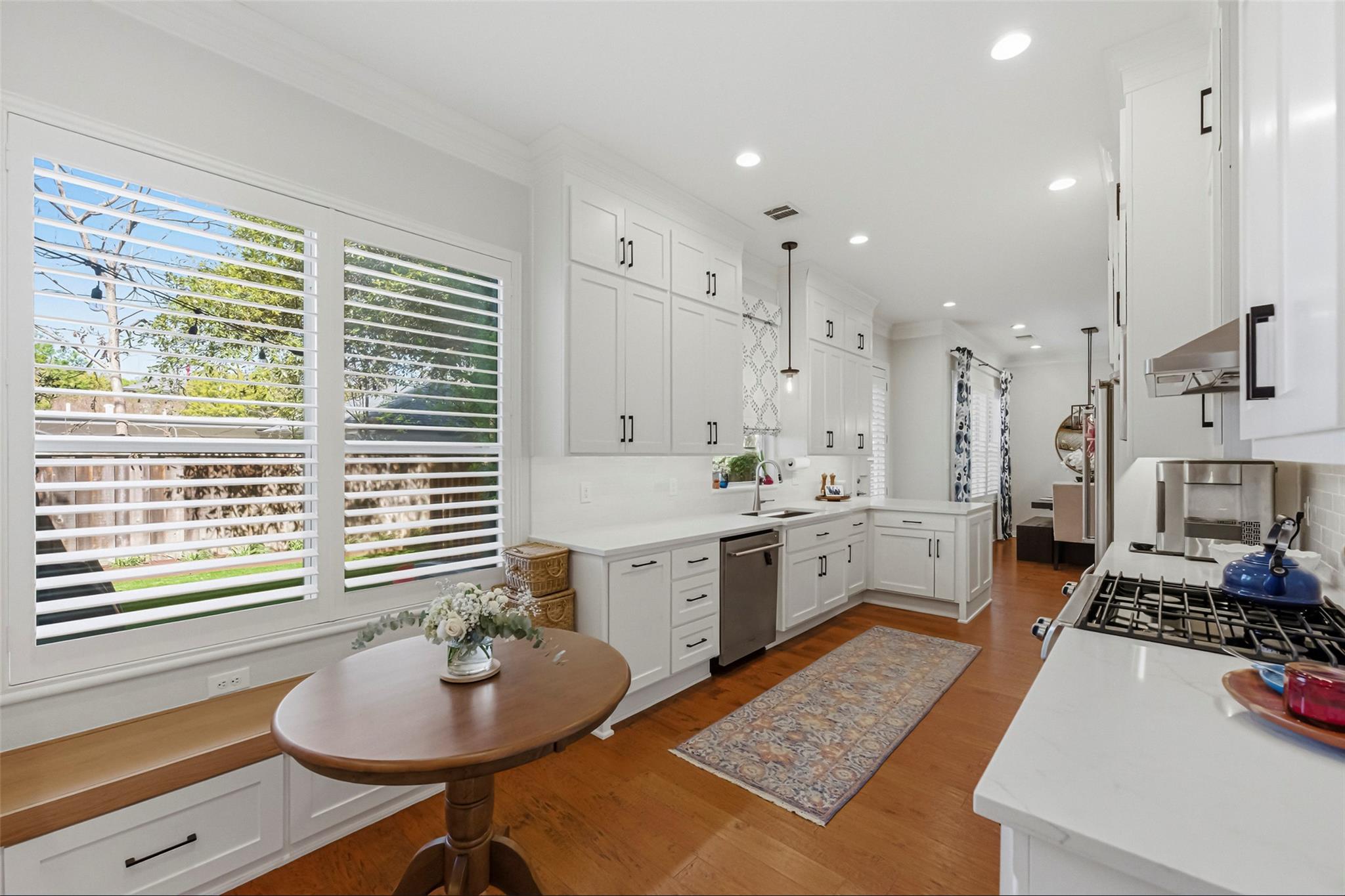 1621 Enfield Rd #e Property Photo 14