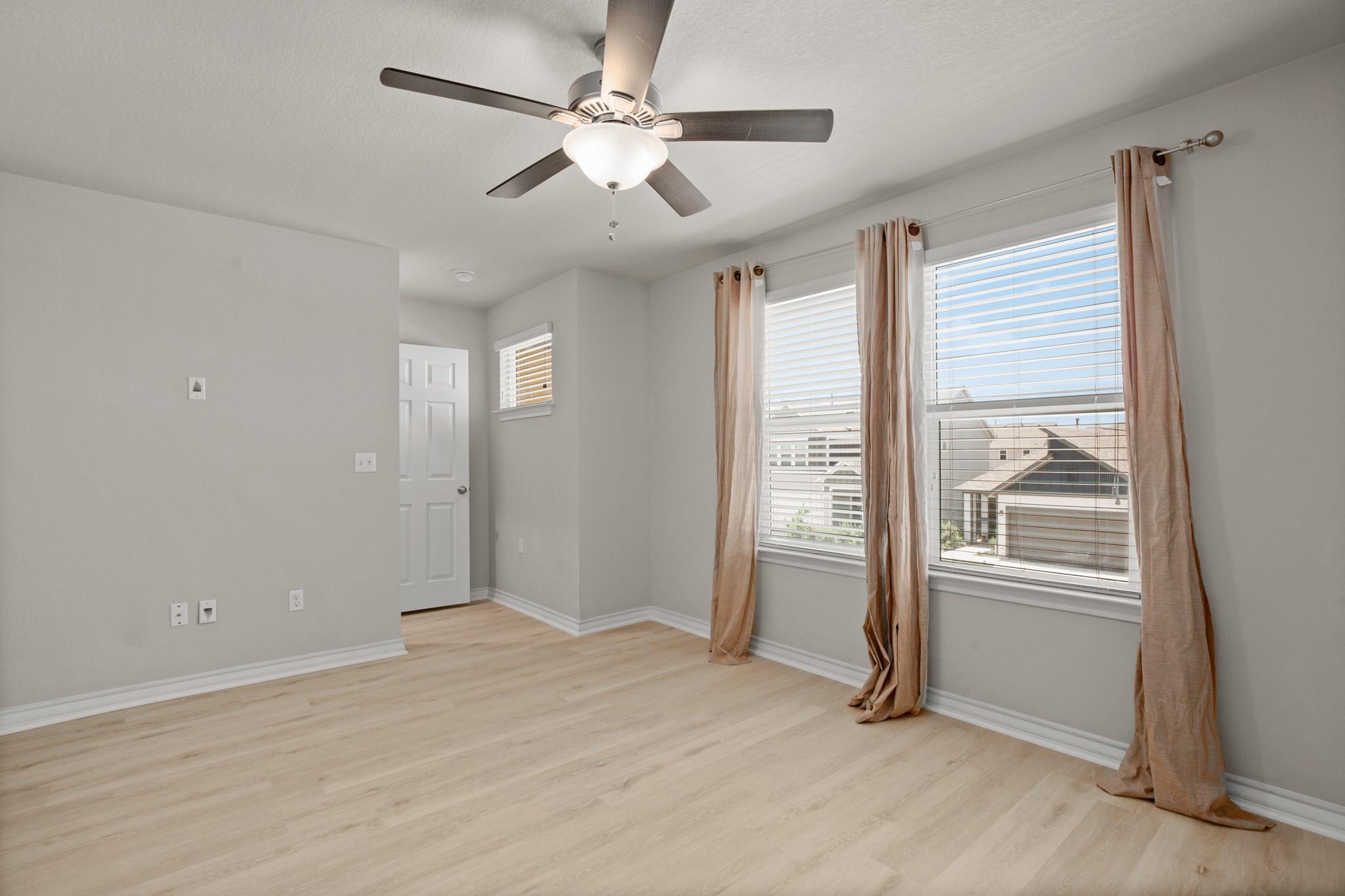 11804 Clayton Creek Ave Property Photo 11