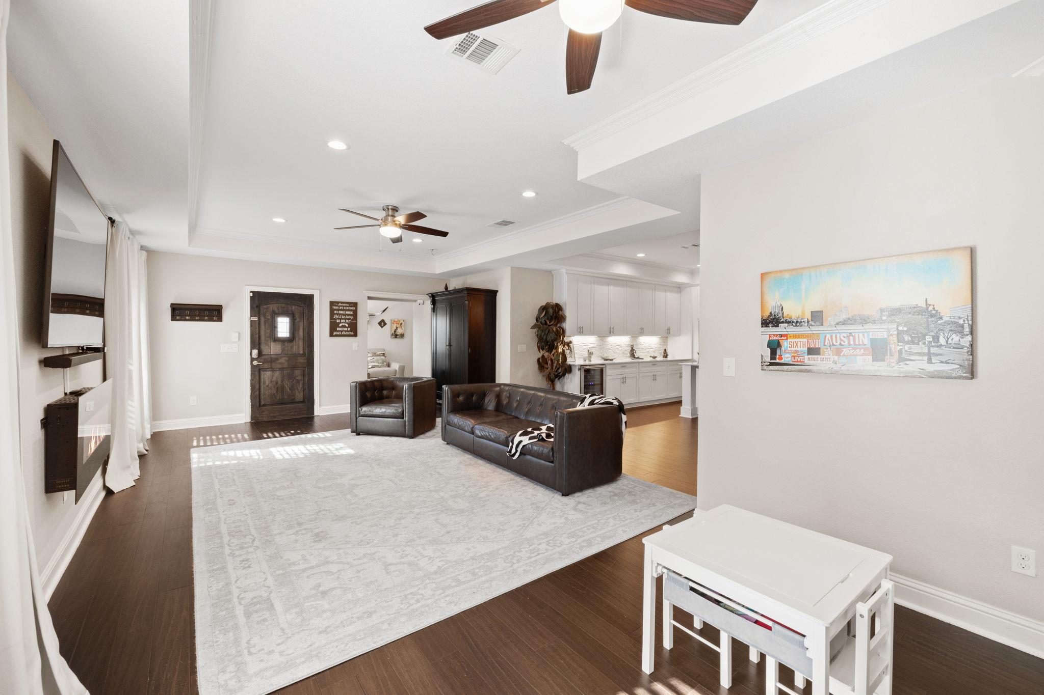 1810 Palma Plz Property Photo 10