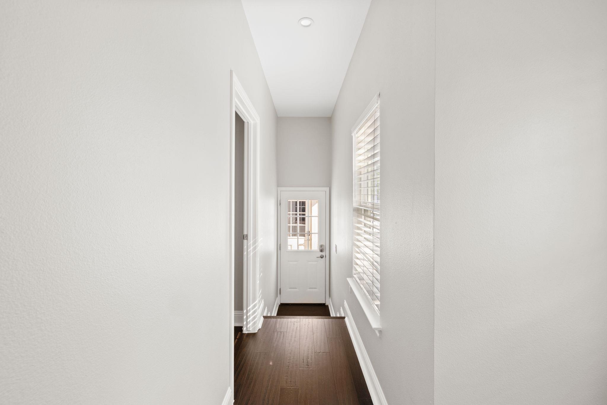 1810 Palma Plz Property Photo 26