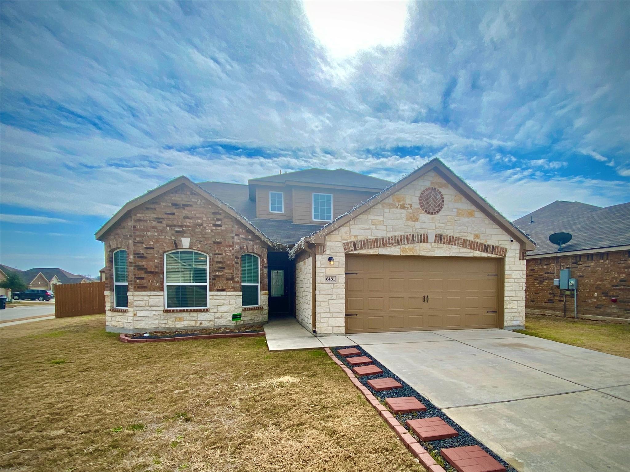 6181 Daisy Way Property Photo