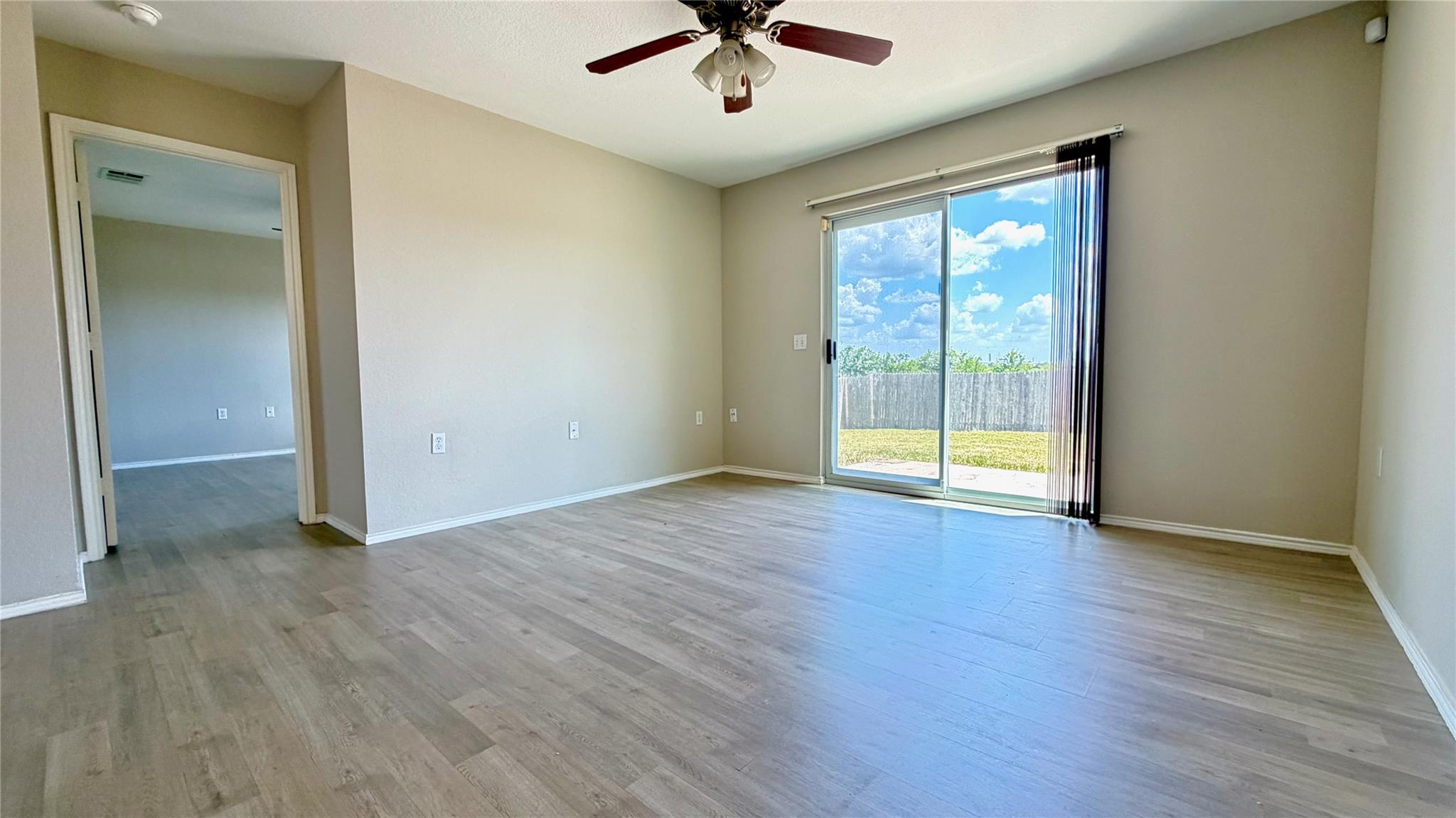 12333 Paloma Blanca Way Property Photo 11