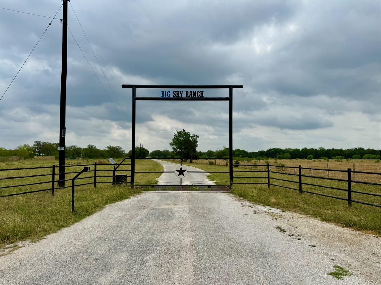 3 Big Sky Ranch Rd Property Photo 4