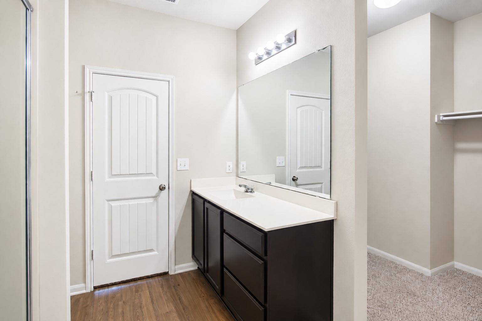 11800 Jamie Dr Property Photo 22