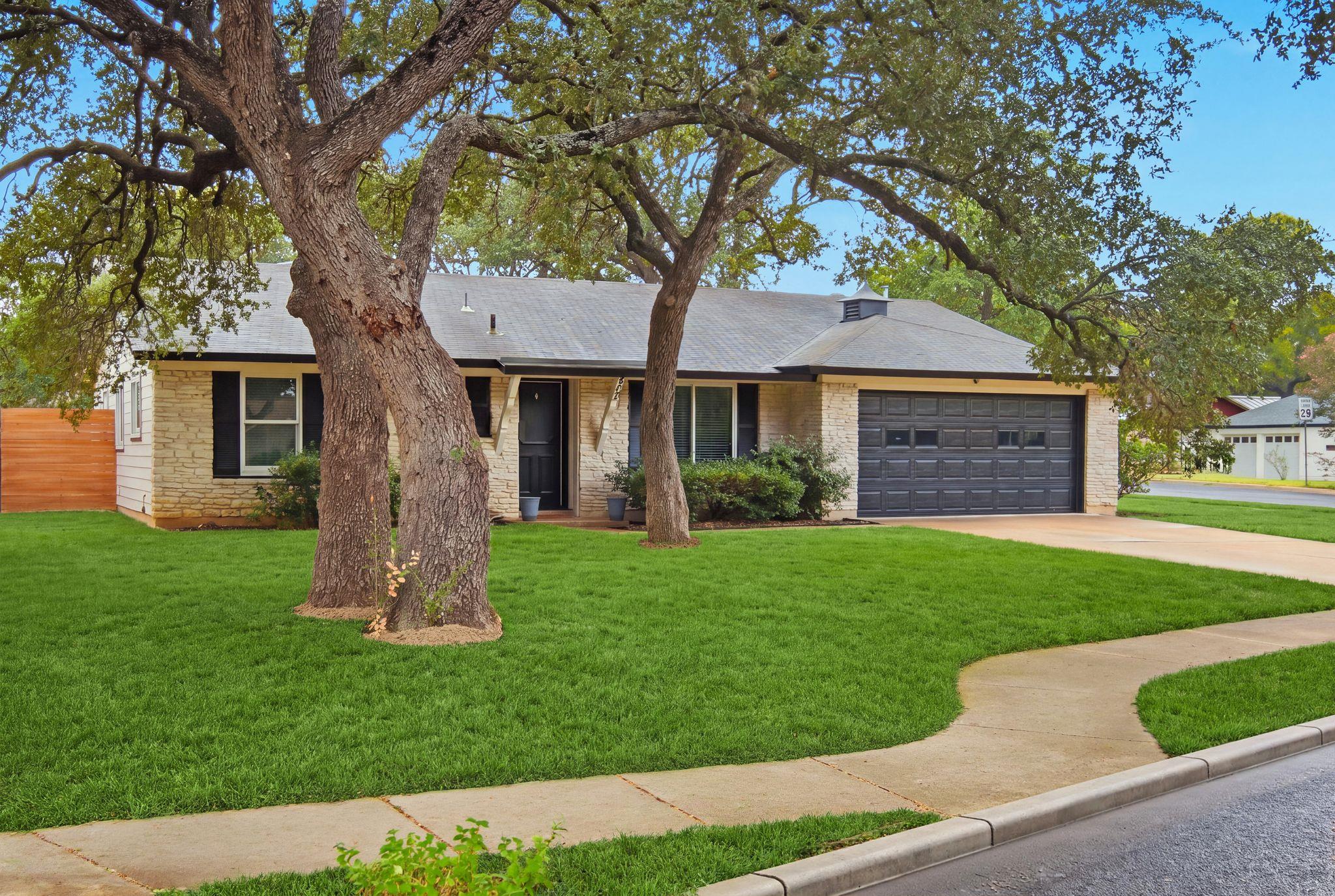 2307 Whitestone Dr Property Photo 1