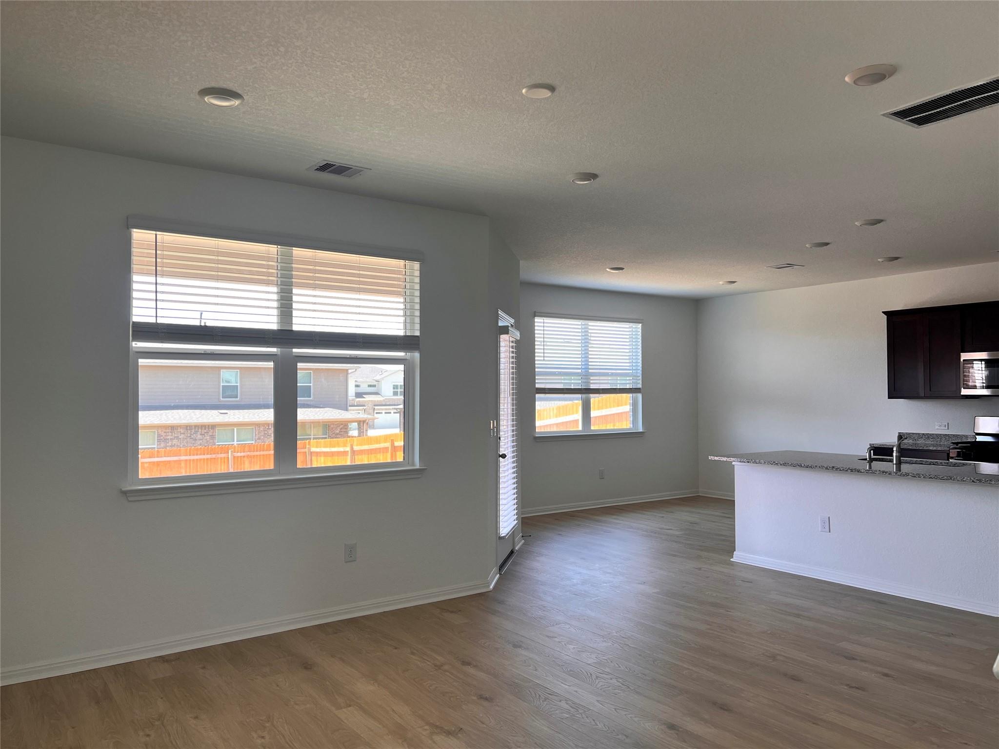 220 Saide St Property Photo 6