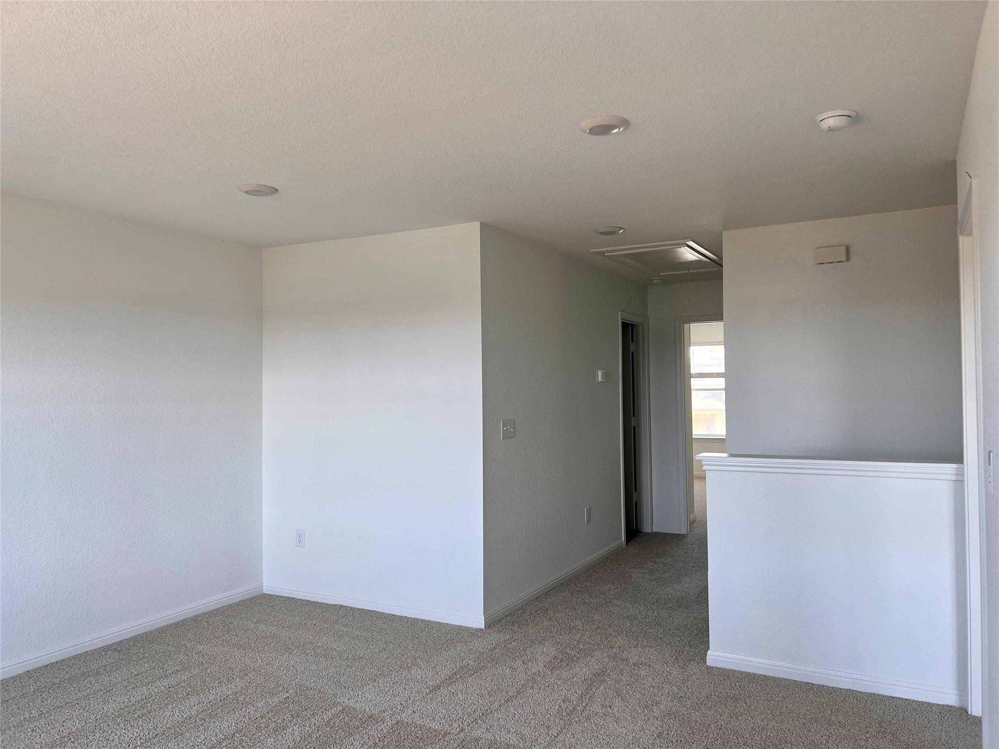 220 Saide St Property Photo 12