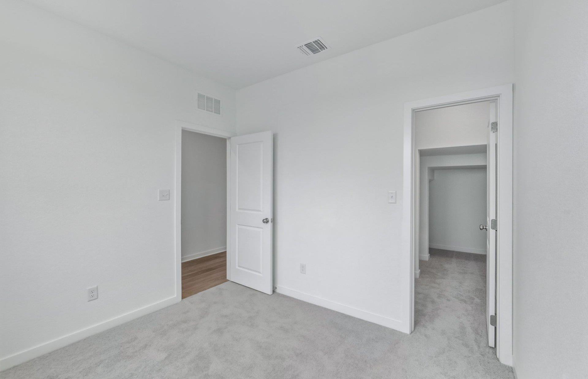 337 Sullivan Way Property Photo 18