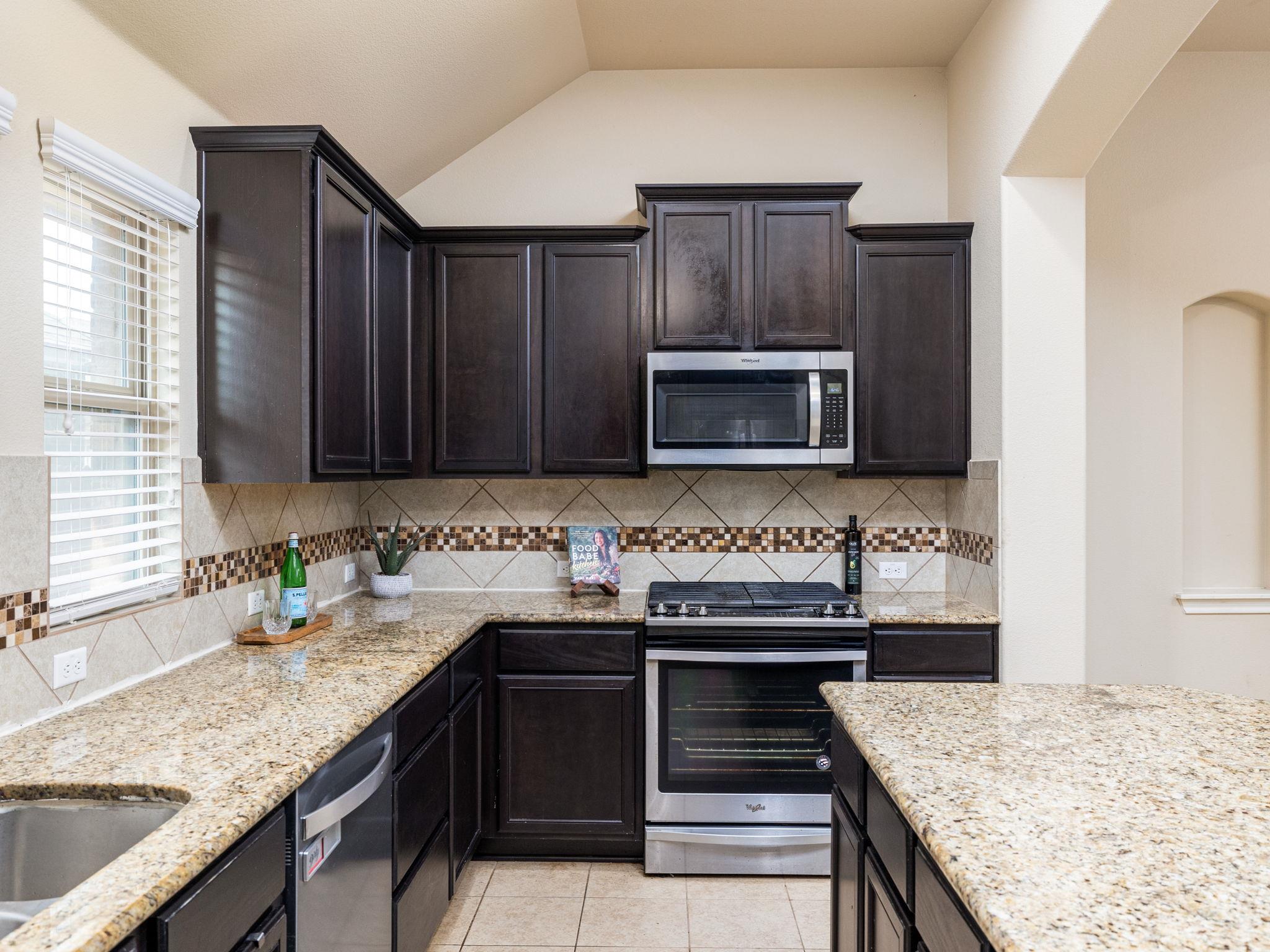 3620 Tor Ln Property Photo 8