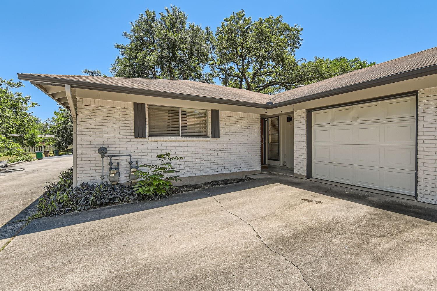 3404 South Oak Dr Property Photo 3
