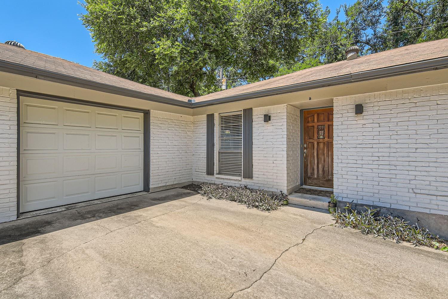 3404 South Oak Dr Property Photo 4